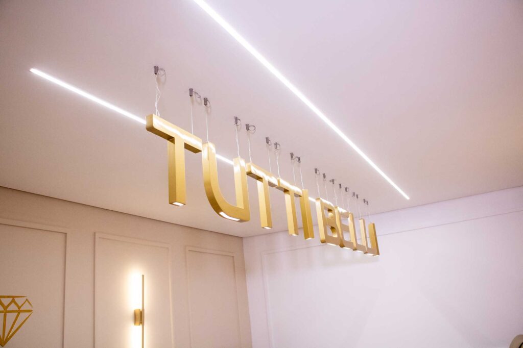 Letreiro Tuttibelli